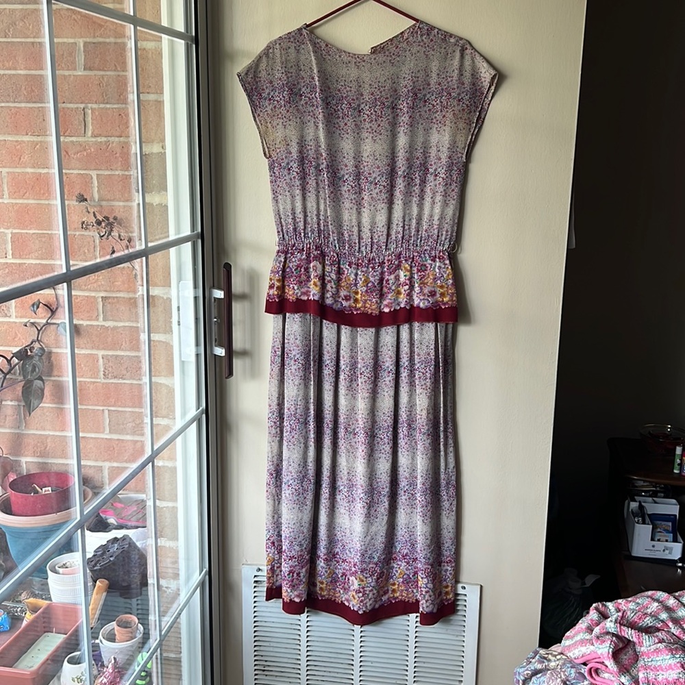 Vintage Gentillesse Floral Spring Dress
